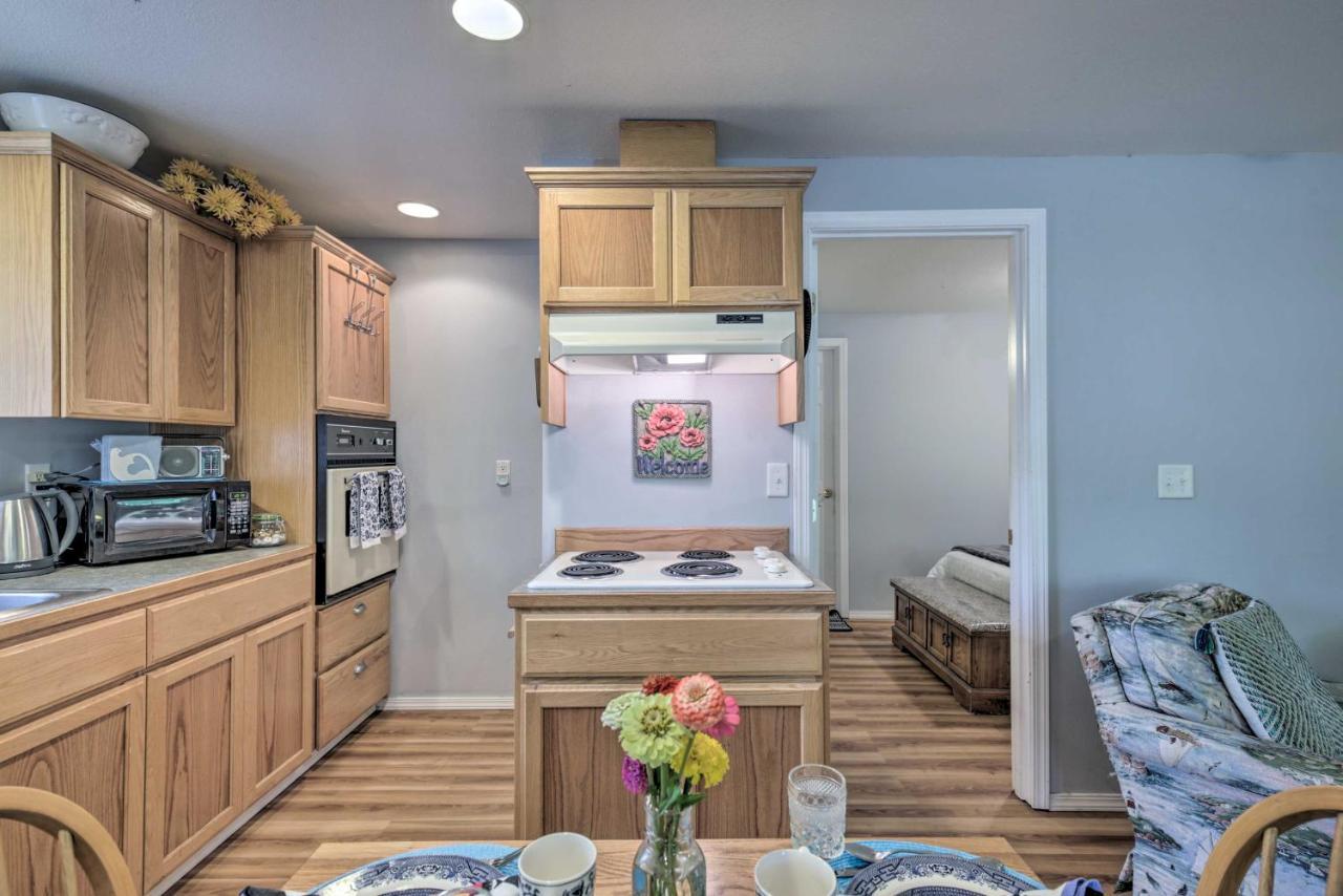 Cozy Cottage On Flower Farm With Baker Creek Views! ميكمينفيل المظهر الخارجي الصورة